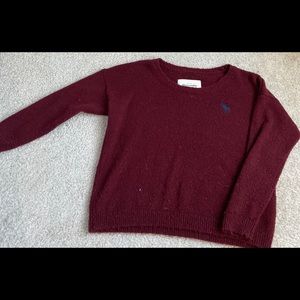 Cropped maroon sweater